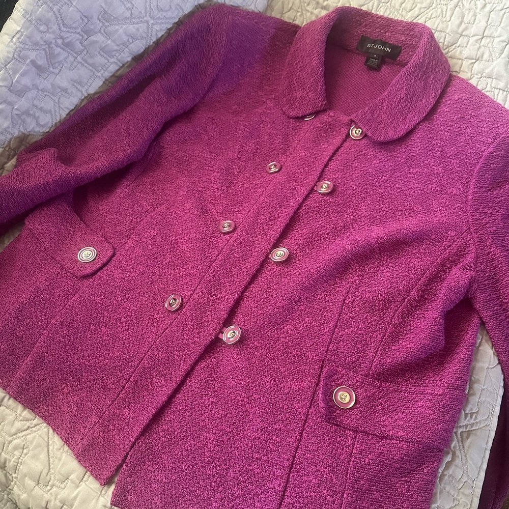 ST. JOHN BELLE DU JOUR DOUBLE BREASTED JACKET WITH MARTINGALE BELT IN ROSEWOOD